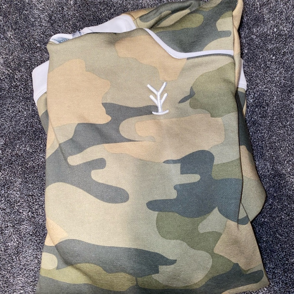 YEEYEE hoodie